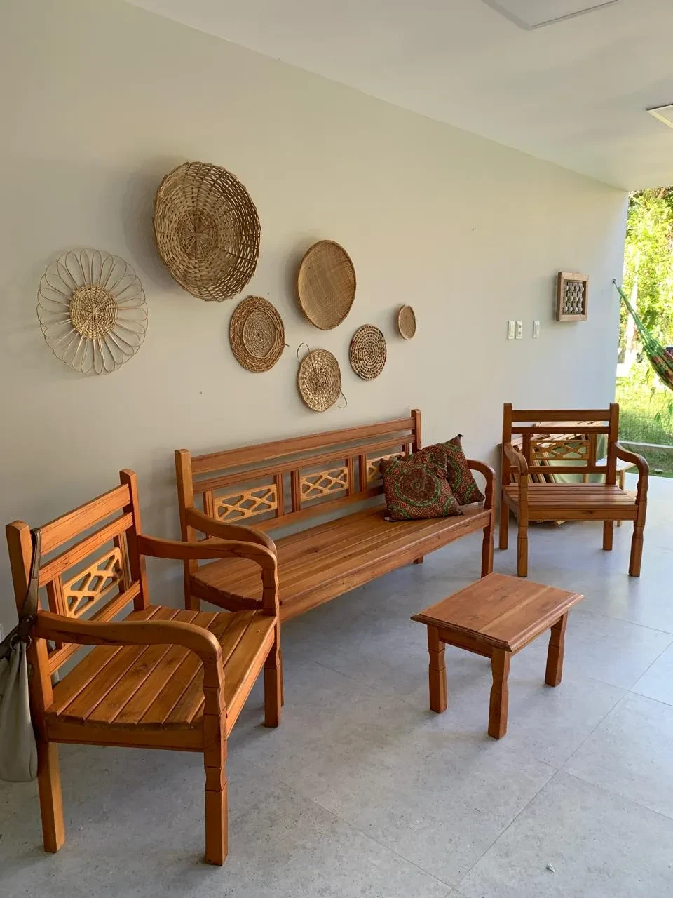 Imagem Casa com 3 Quartos para Alugar, em Mata de São João - Mata de São João