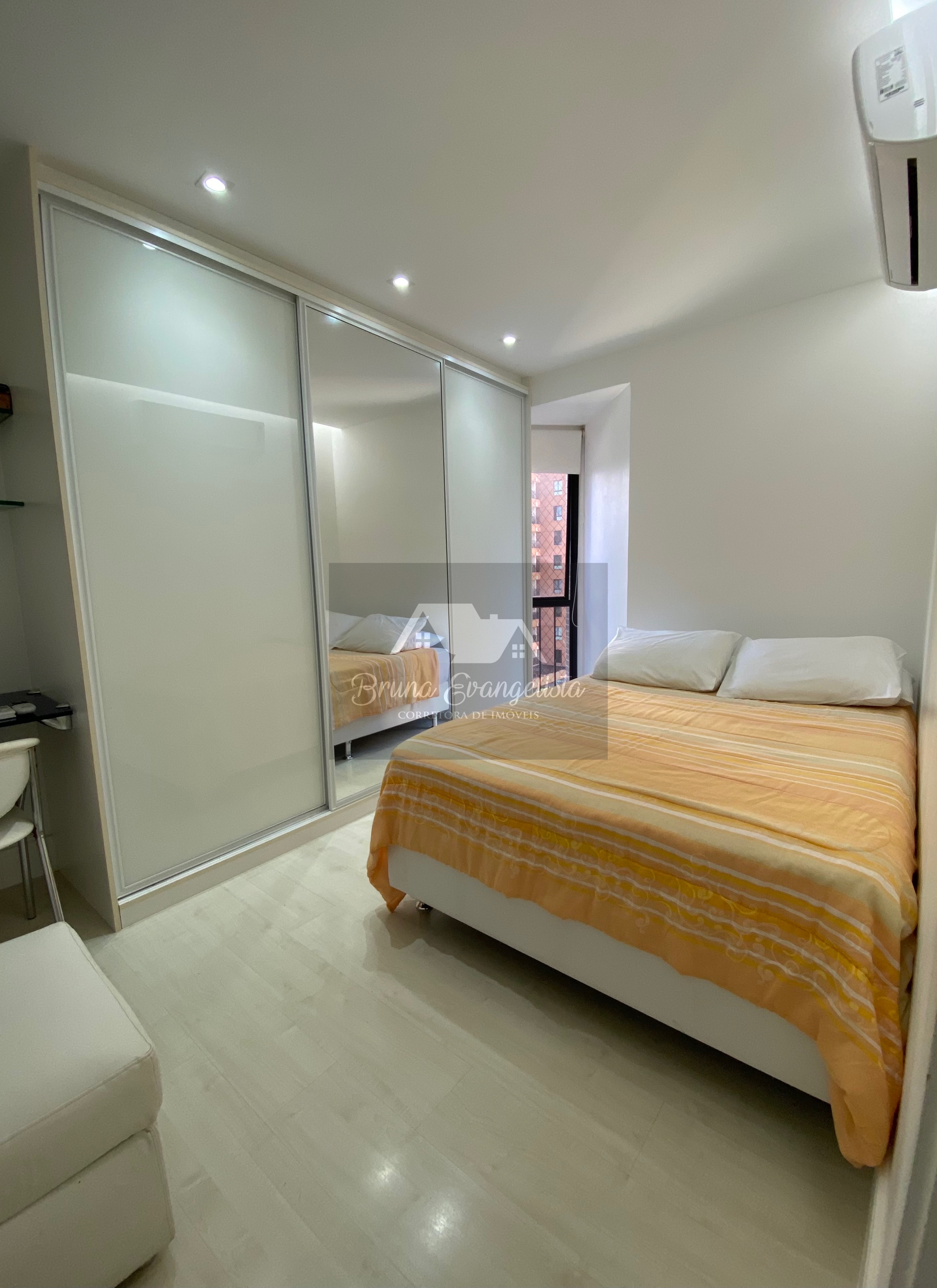 Imagem Apartamento com 3 Quartos à Venda, 112 m² em Alphaville I - Salvador