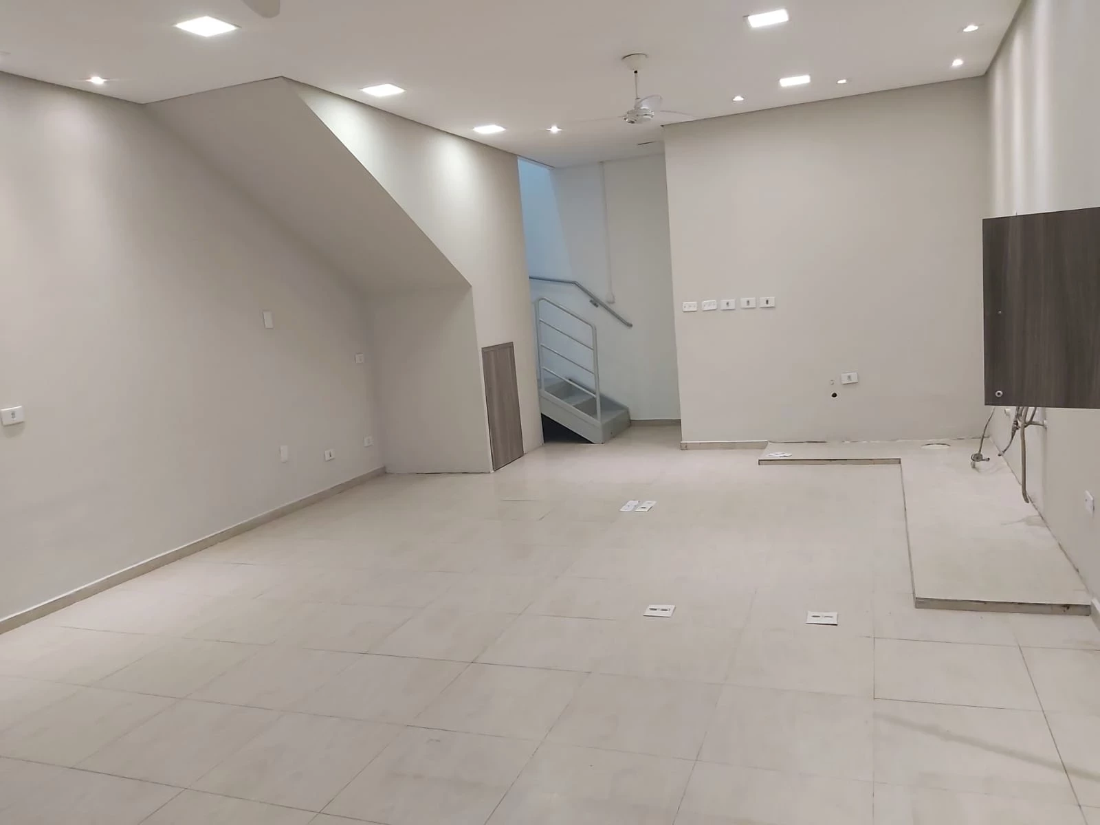 Imagem Loja para Alugar, 68 m² em Centro - Curitiba
