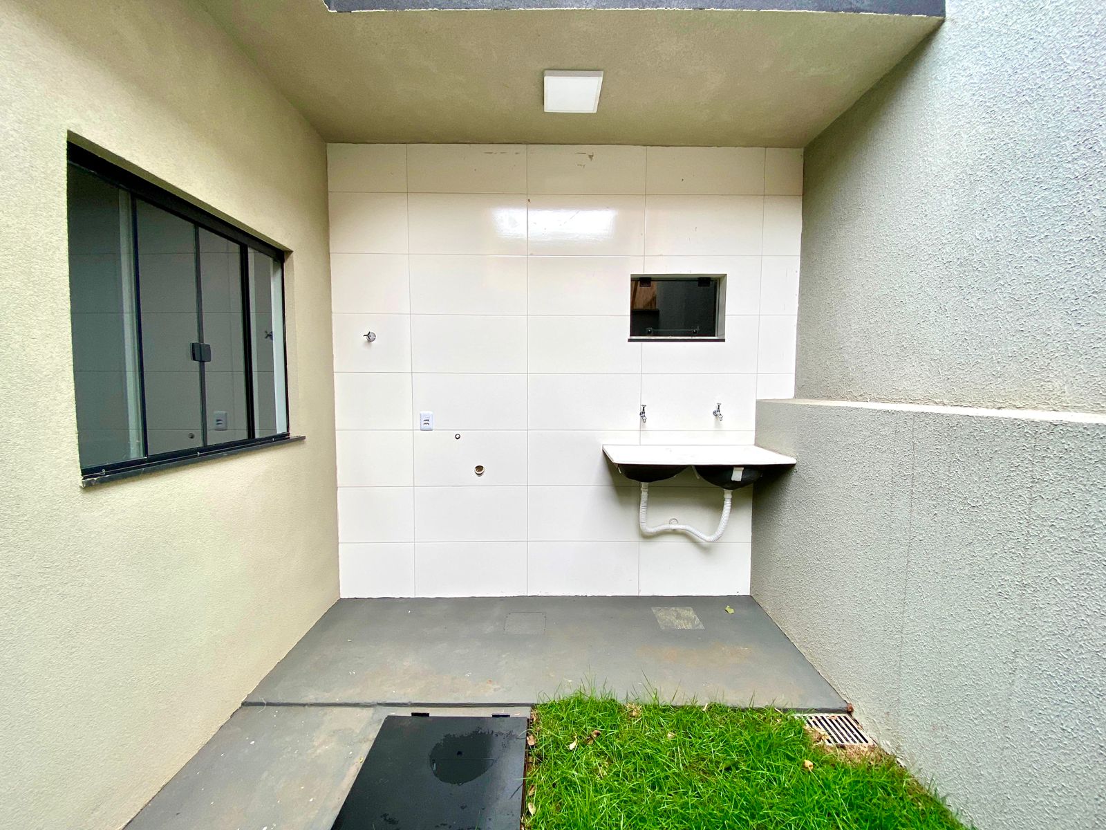 Imagem Casa com 2 Quartos à Venda, 67 m²em Jardim Floresta - Rio Verde