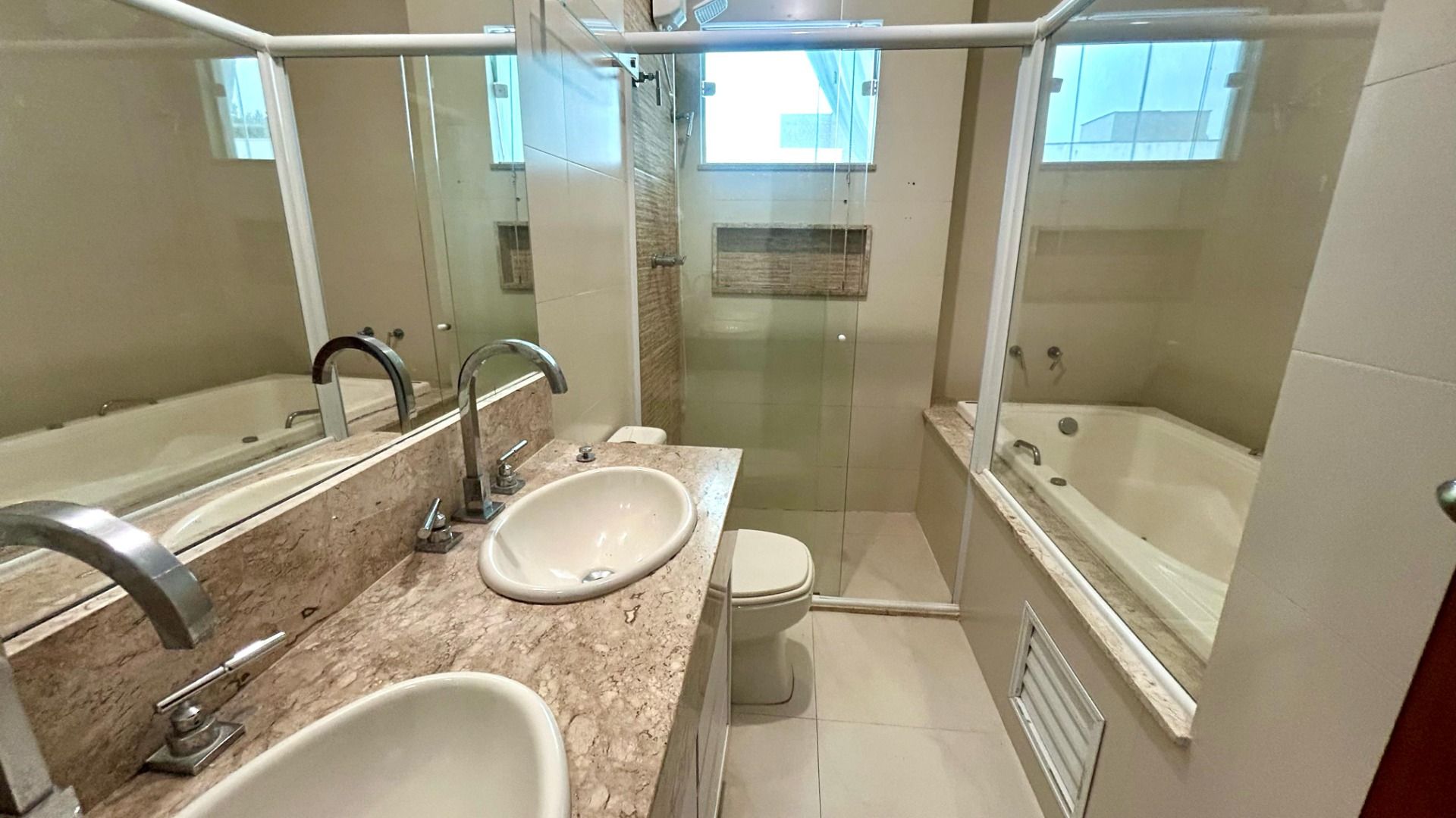 Imagem Casa com 3 Quartos à Venda, 160 m² em Parque Jardim da Serra - Juiz de Fora