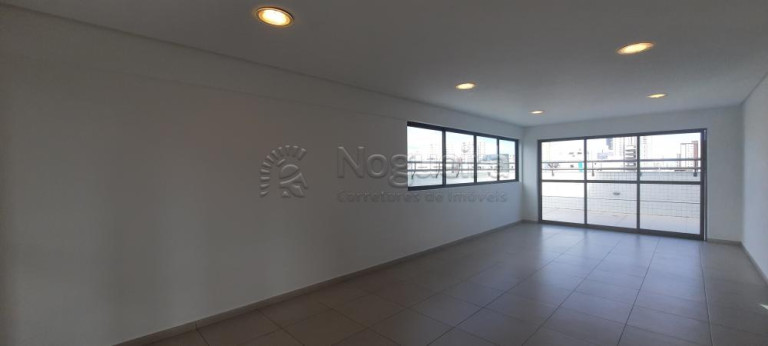 Imagem Apartamento com 3 Quartos à Venda, 170 m² em Espinheiro - Recife