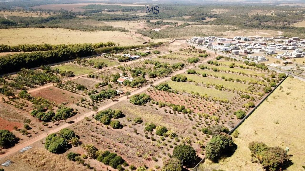 Imagem Terreno à Venda, 5000 m² em Zona de Dinamização (Santa Maria) - Brasília