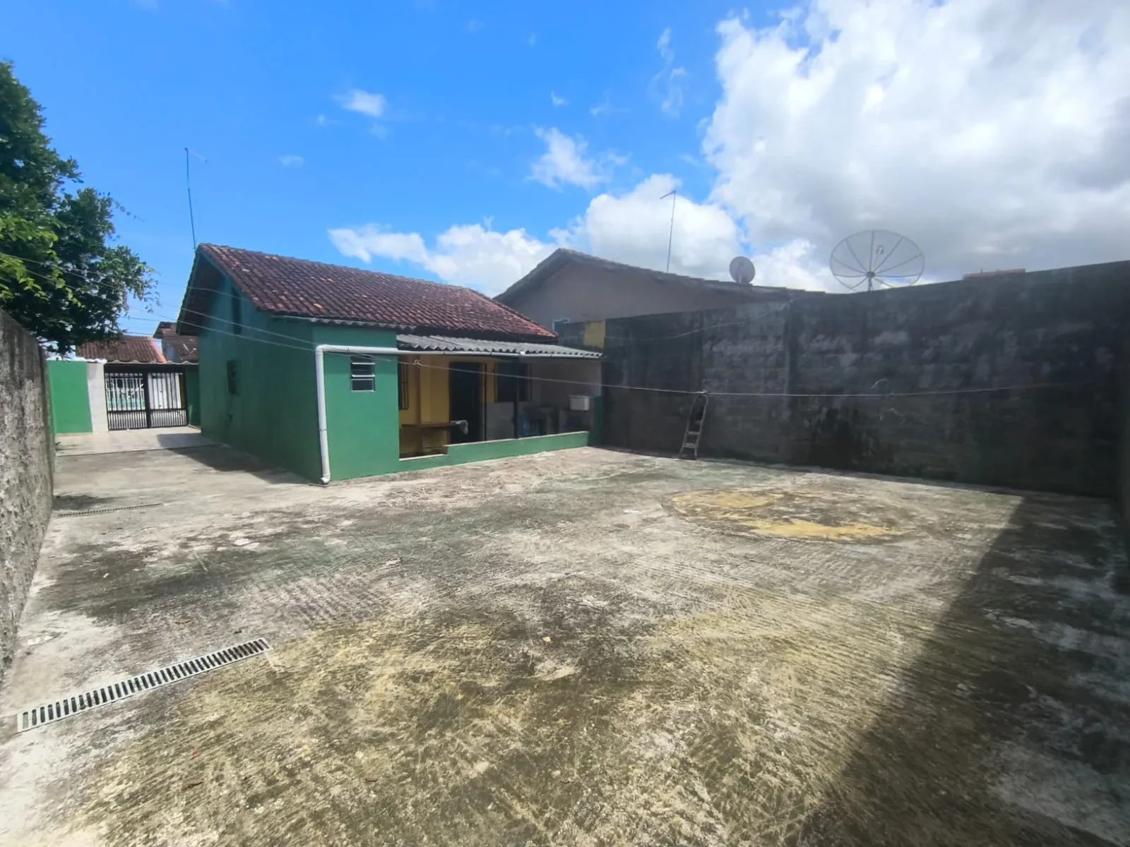 Foto do imóvel: Casa com 2 Quartos à Venda, 106 metro em Jussara - Mongaguá