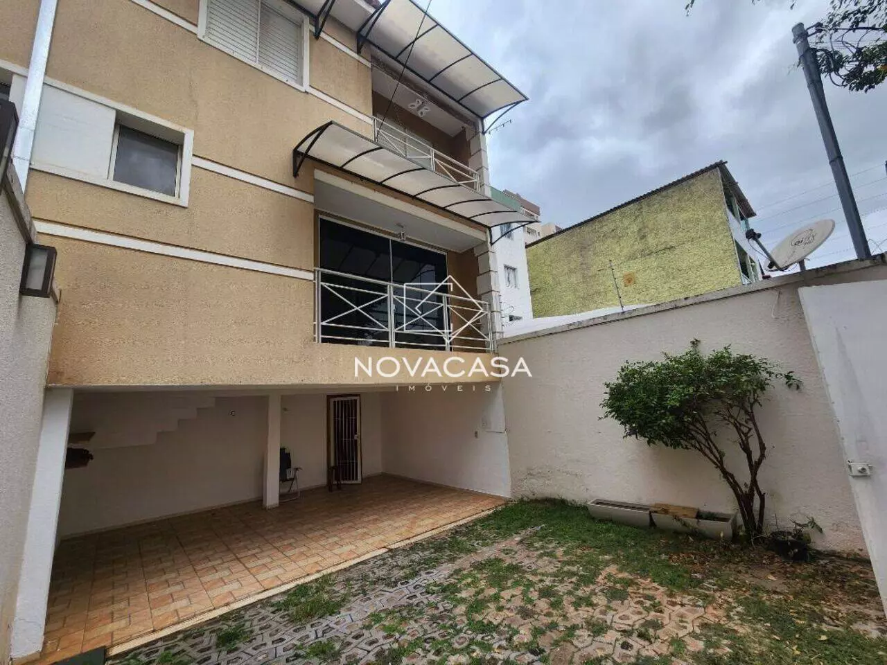 Imagem Casa com 3 Quartos à Venda, 133 m² em Manacás - Belo Horizonte