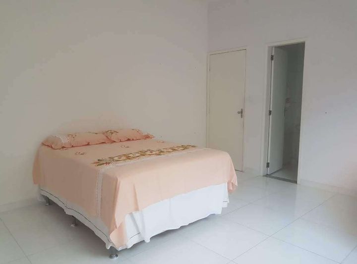 Imagem Casa com 4 Quartos para Alugar, 250 m² em Santa Mônica - Feira De Santana