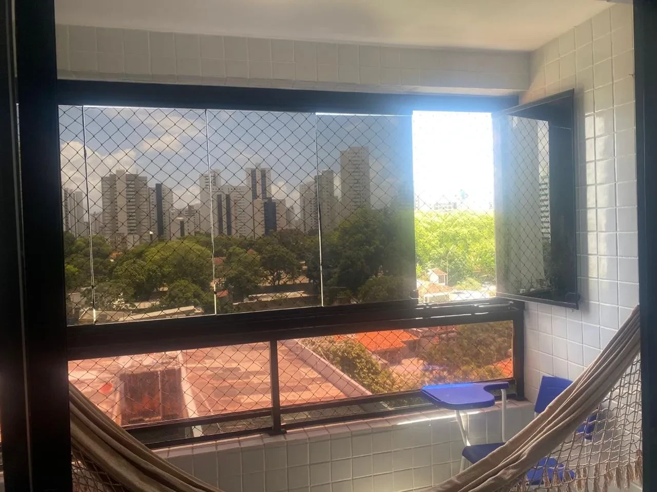 Imagem Apartamento com 2 Quartos à Venda, 60 m² em Tamarineira - Recife