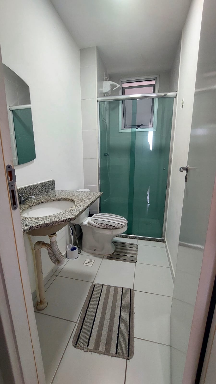 Imagem Apartamento com 3 Quartos para Alugar, 77 m²em Aleixo - Manaus