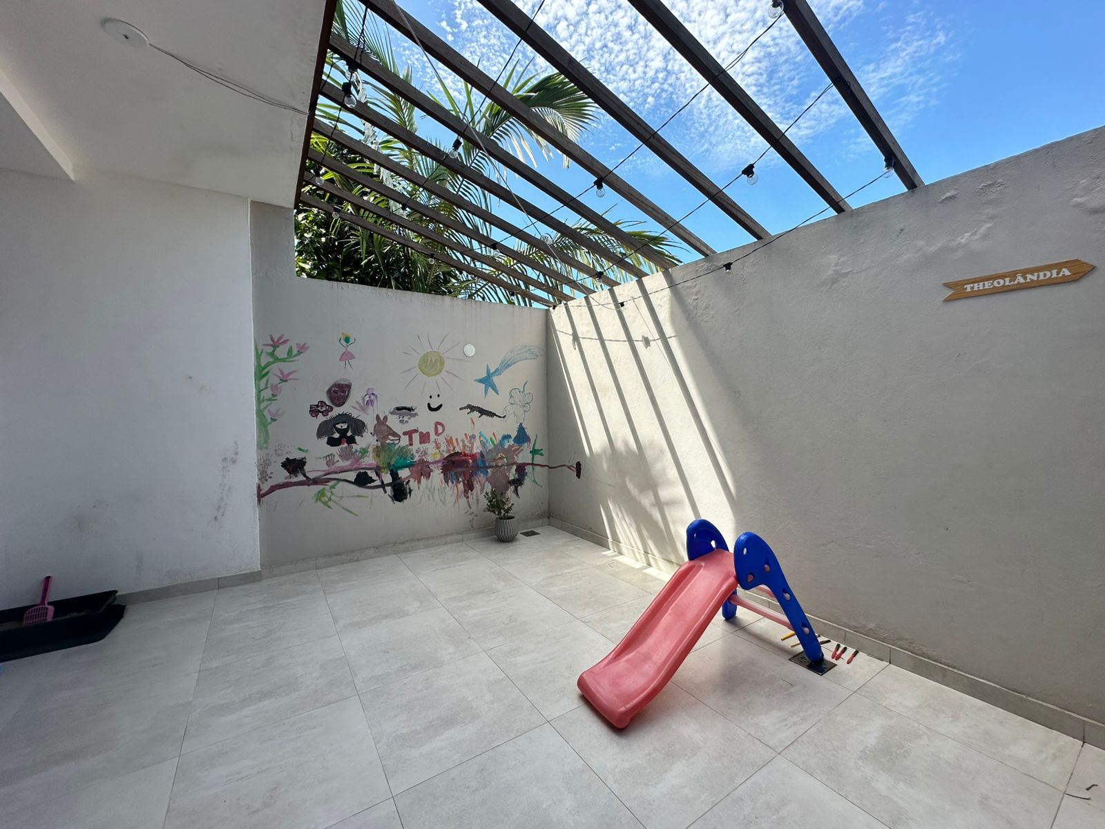 Imagem Casa com 4 Quartos à Venda ou Locação, 999 m² em Novo Horizonte - Macaé