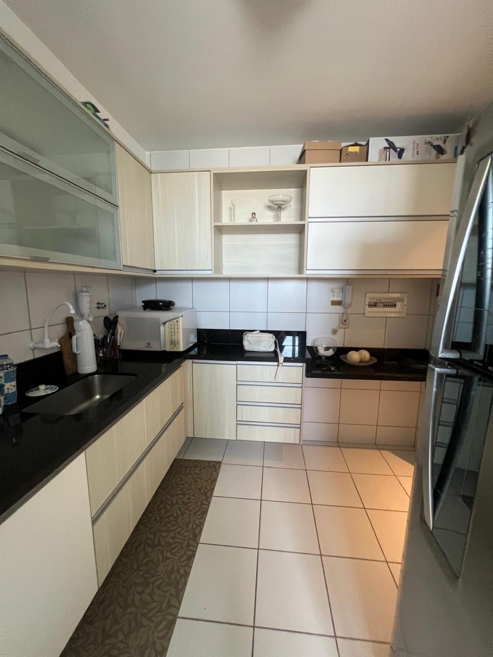Imagem Apartamento com 3 Quartos para Alugar, 83 m²em Buraquinho - Lauro de Freitas