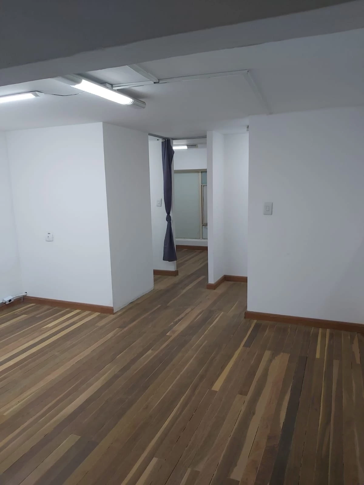 Loja para Alugar, 68 m² em Centro - Curitiba