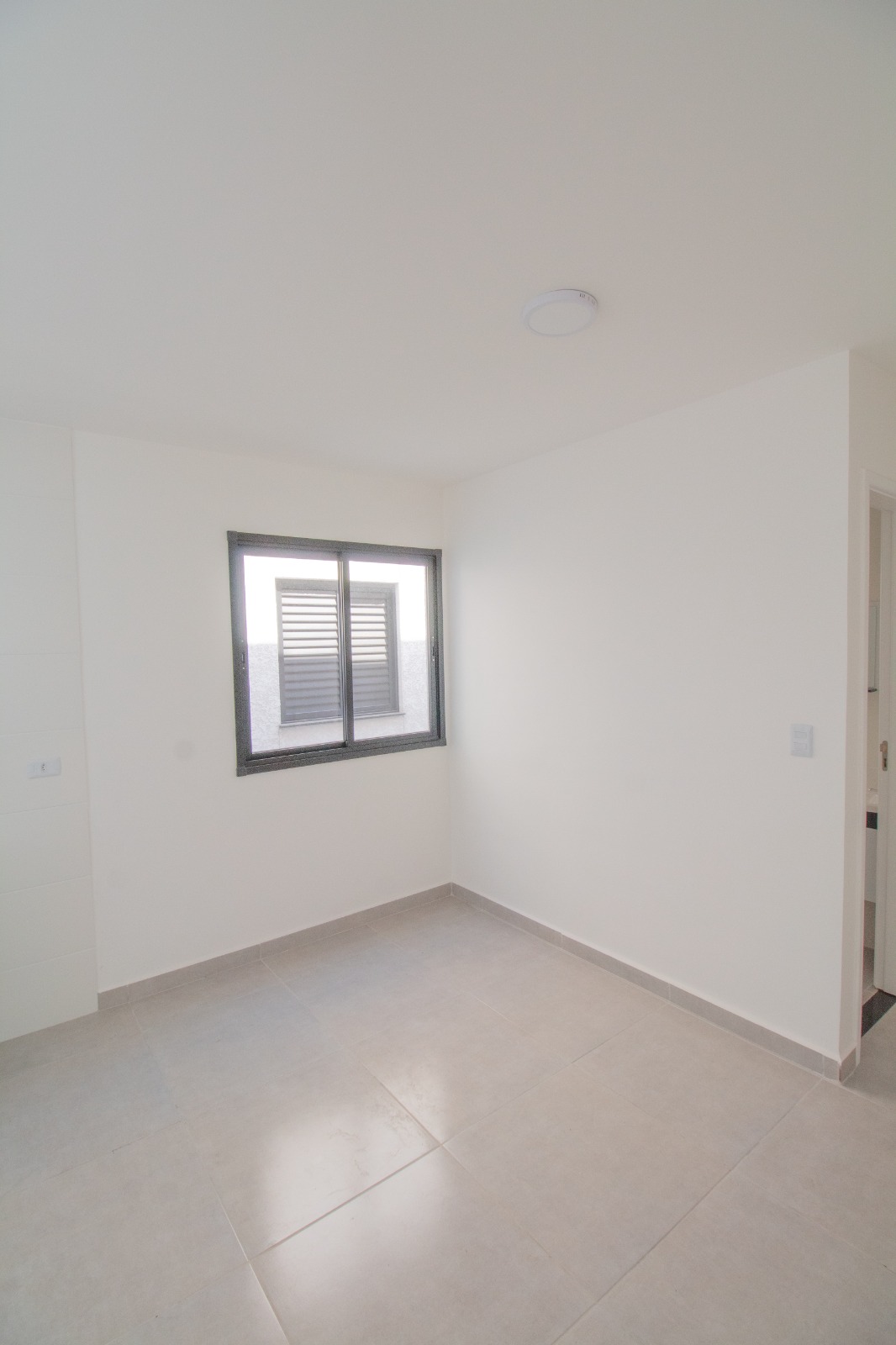 Foto do imóvel: Apartamento com 1 Quarto à Venda ou Locação, 32 m² em Parque São Lucas - São Paulo