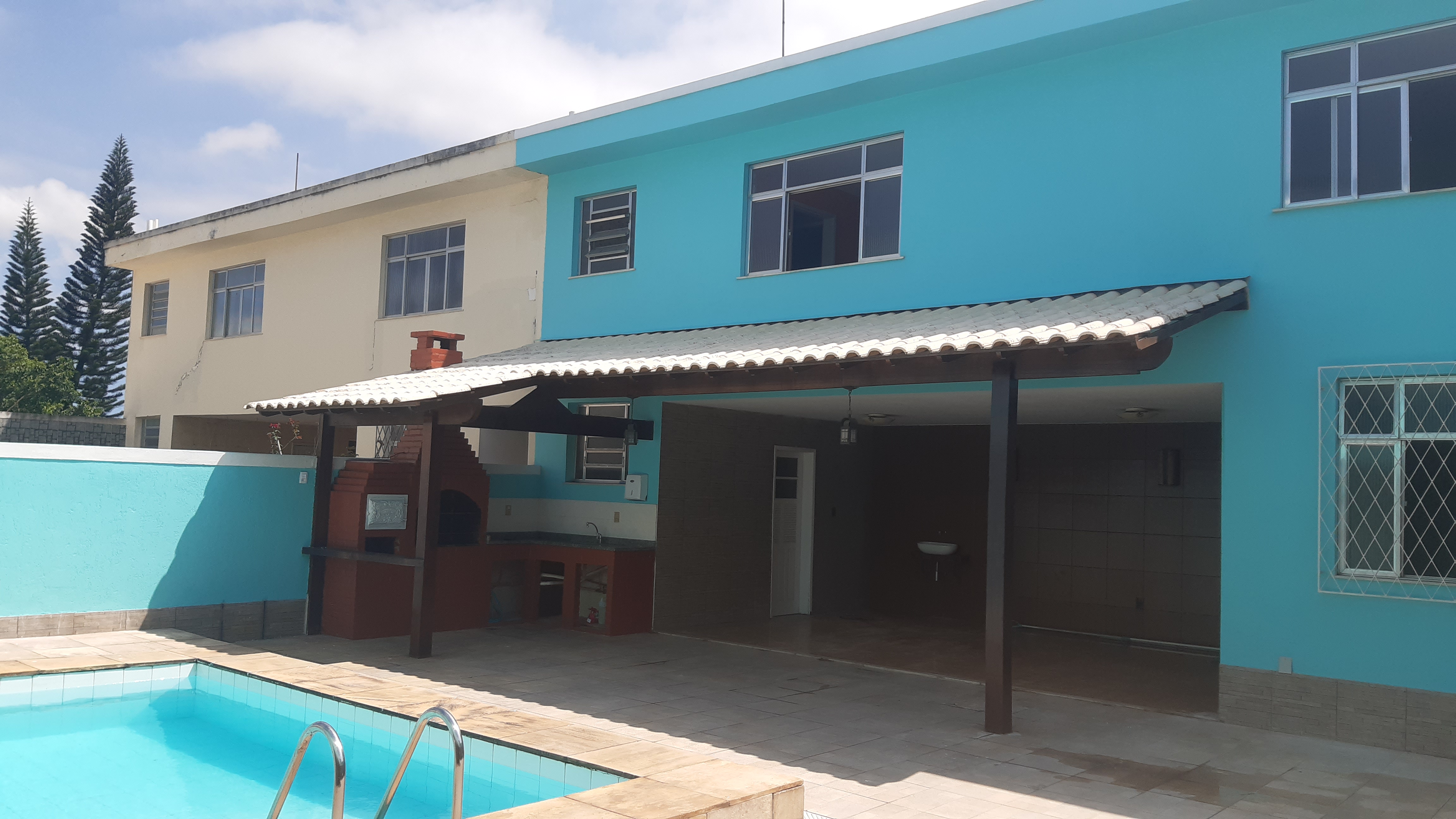 Imagem Casa com 4 Quartos para Alugar, 390 m² em Taquara - Rio de Janeiro