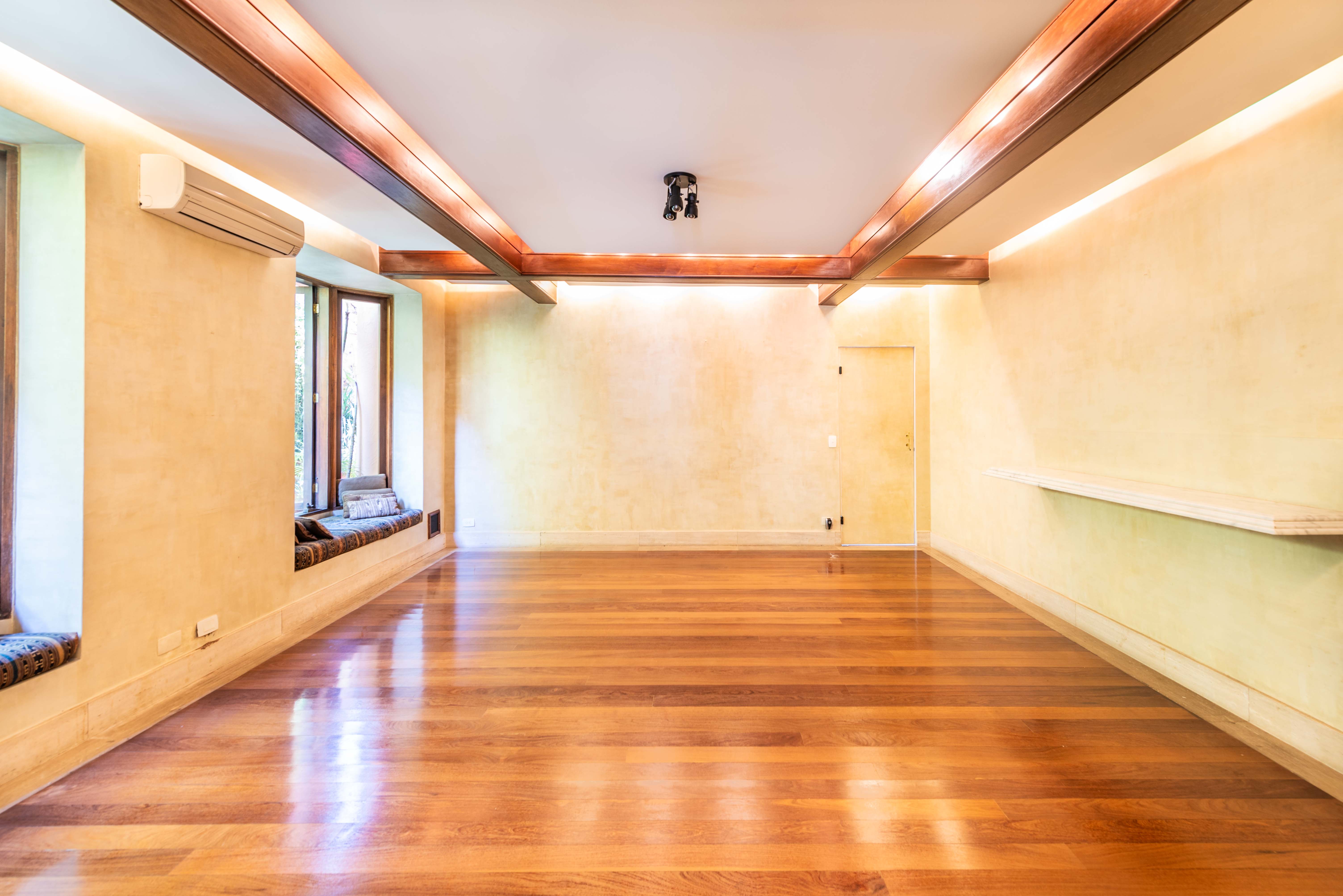 Imagem Casa com 4 Quartos à Venda, 570 m²em Jardim Paulista - São Paulo