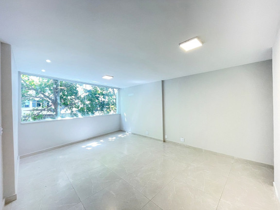 Imagem Apartamento com 2 Quartos à Venda,  em Copacabana - Rio de Janeiro