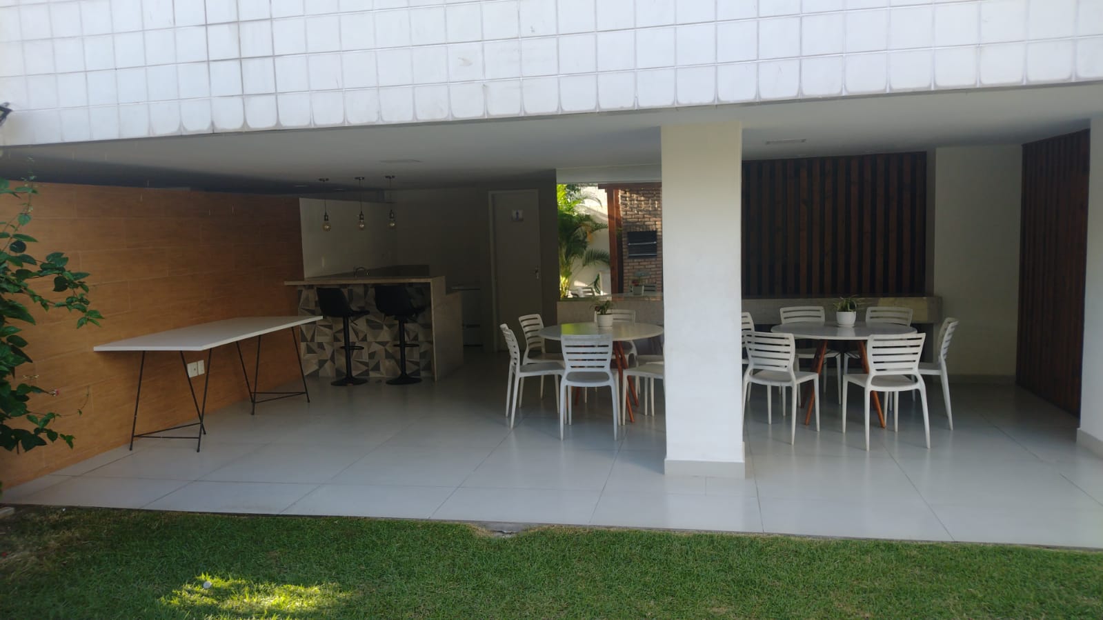 Imagem Apartamento com 2 Quartos à Venda, 69 m²em Prado - Recife