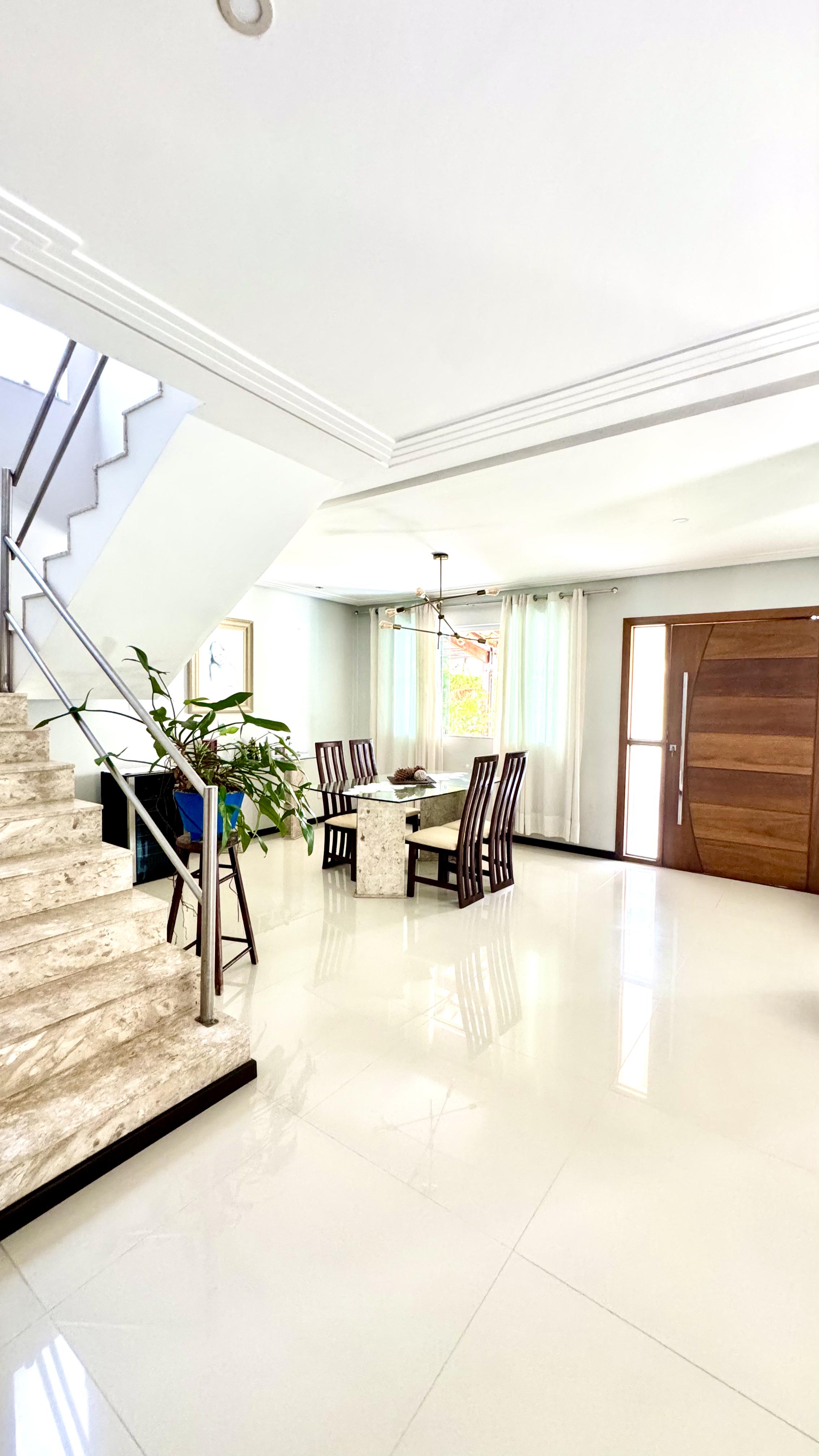 Imagem Casa de Condomínio com 5 Quartos à Venda, 320 m² em Buraquinho - Lauro de Freitas