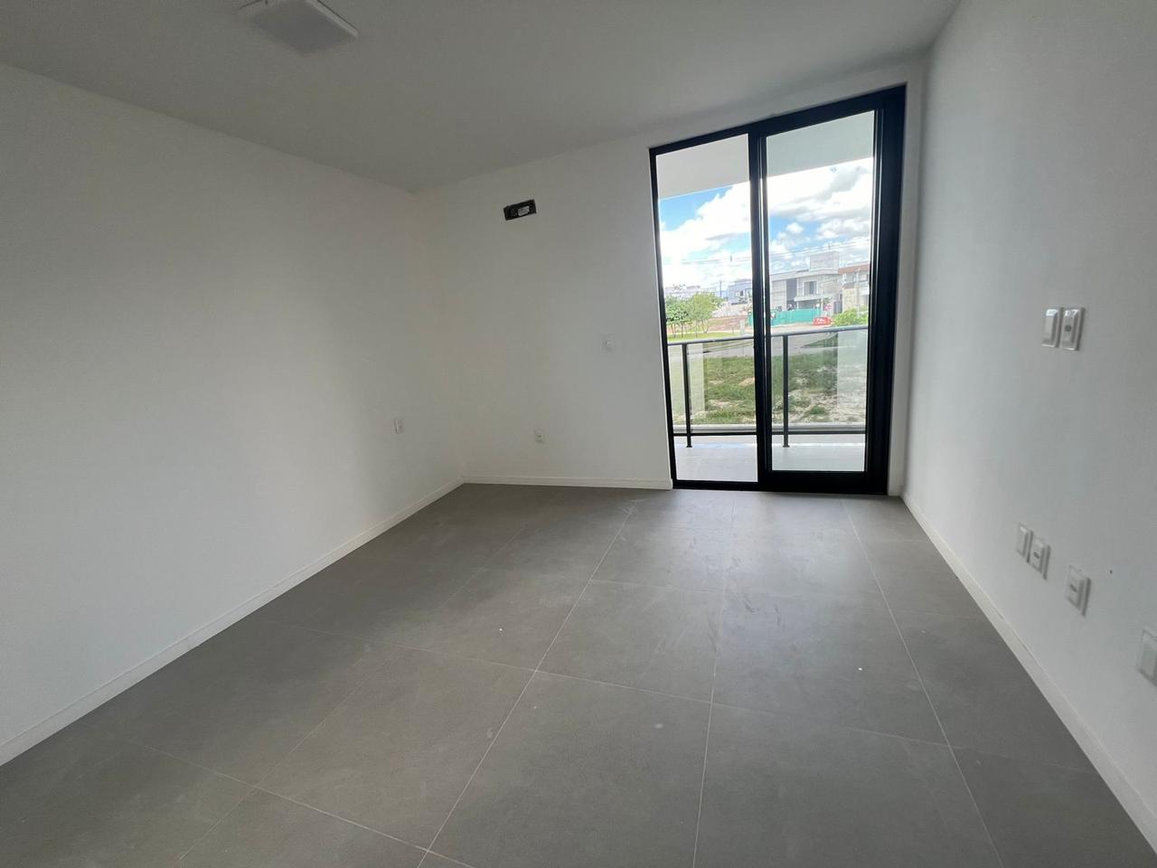 Imagem Casa de Condomínio com 4 Quartos à Venda, 295 m² em Cidade Alpha - Eusébio