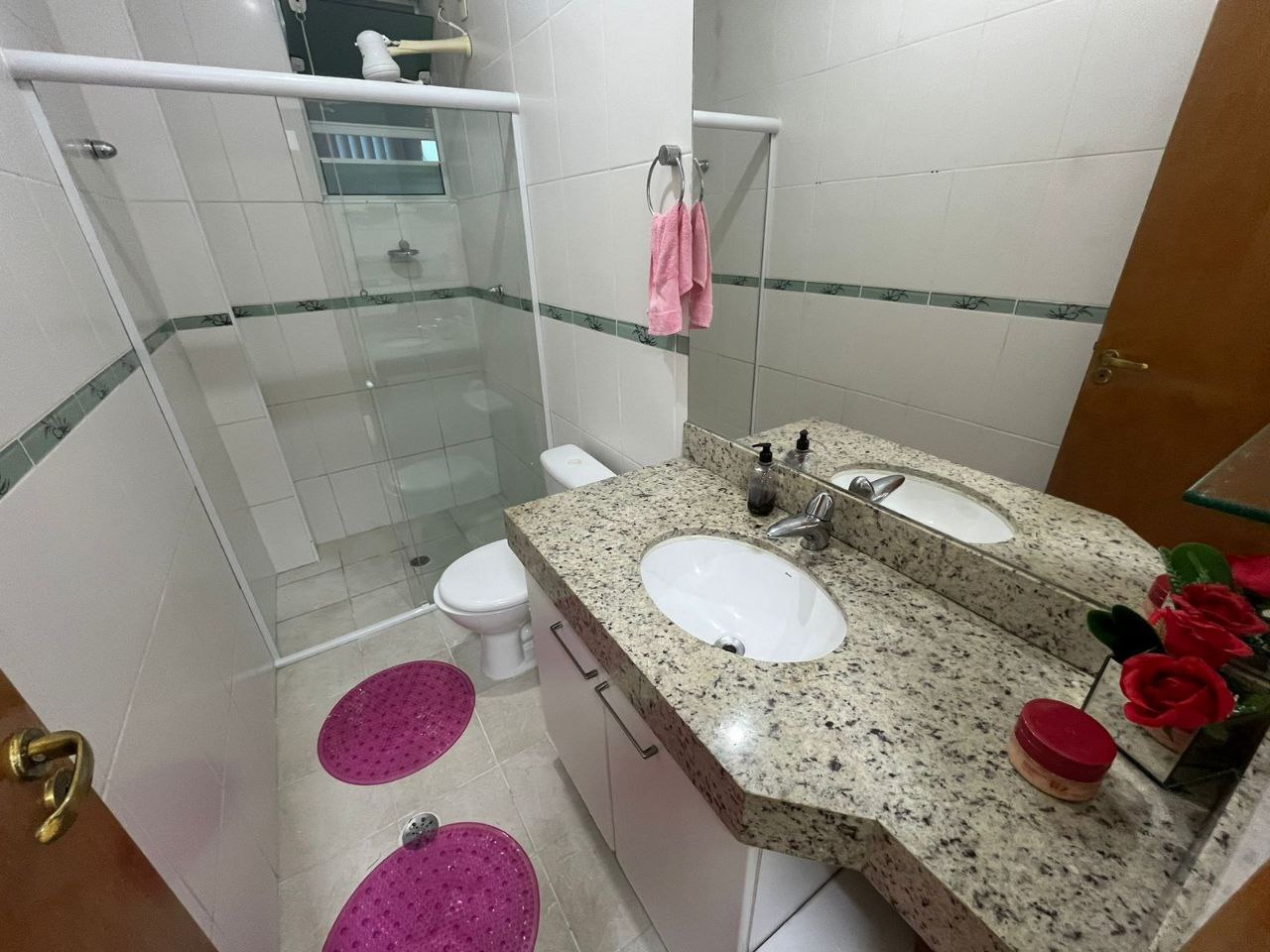Foto do imóvel: Casa com 4 Quartos à Venda, 239 metros em Embaré - Santos