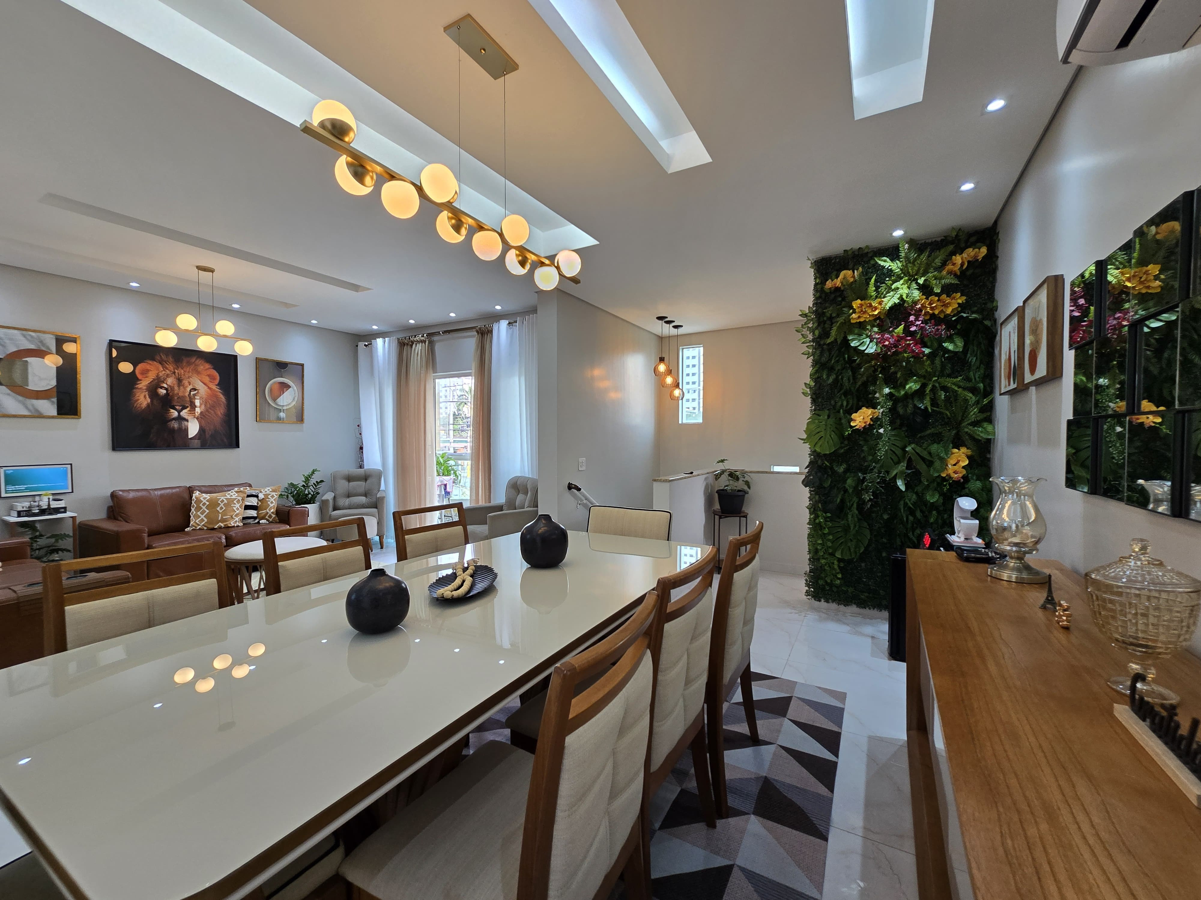 Sobrado com 3 Quartos à Venda, 189 m² em Campo Grande - Santos