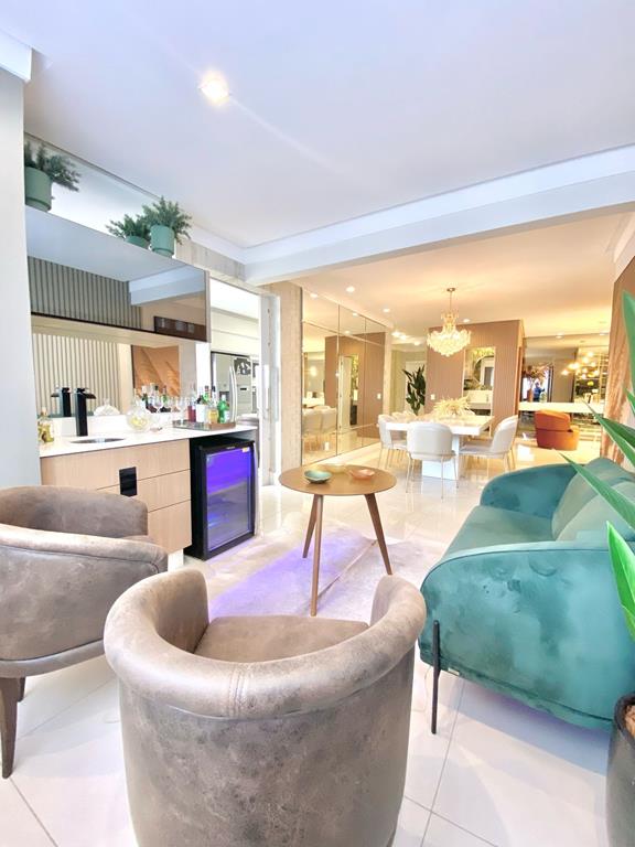 Imagem Apartamento com 3 Quartos à Venda, 161 m² em Centro - Criciúma