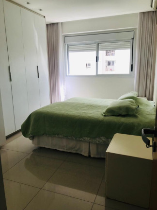 Imagem Apartamento com 3 Quartos à Venda, 130 m²em Jardim Goiás - Goiânia