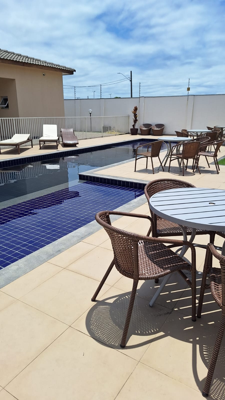 Imagem Casa com 2 Quartos à Venda, 44 m²em Vila São Benedito - Pindamonhangaba