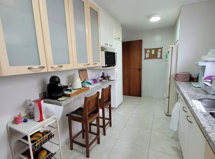 Imagem Apartamento com 4 Quartos à Venda, 130 m²em Vila Suzana - São Paulo