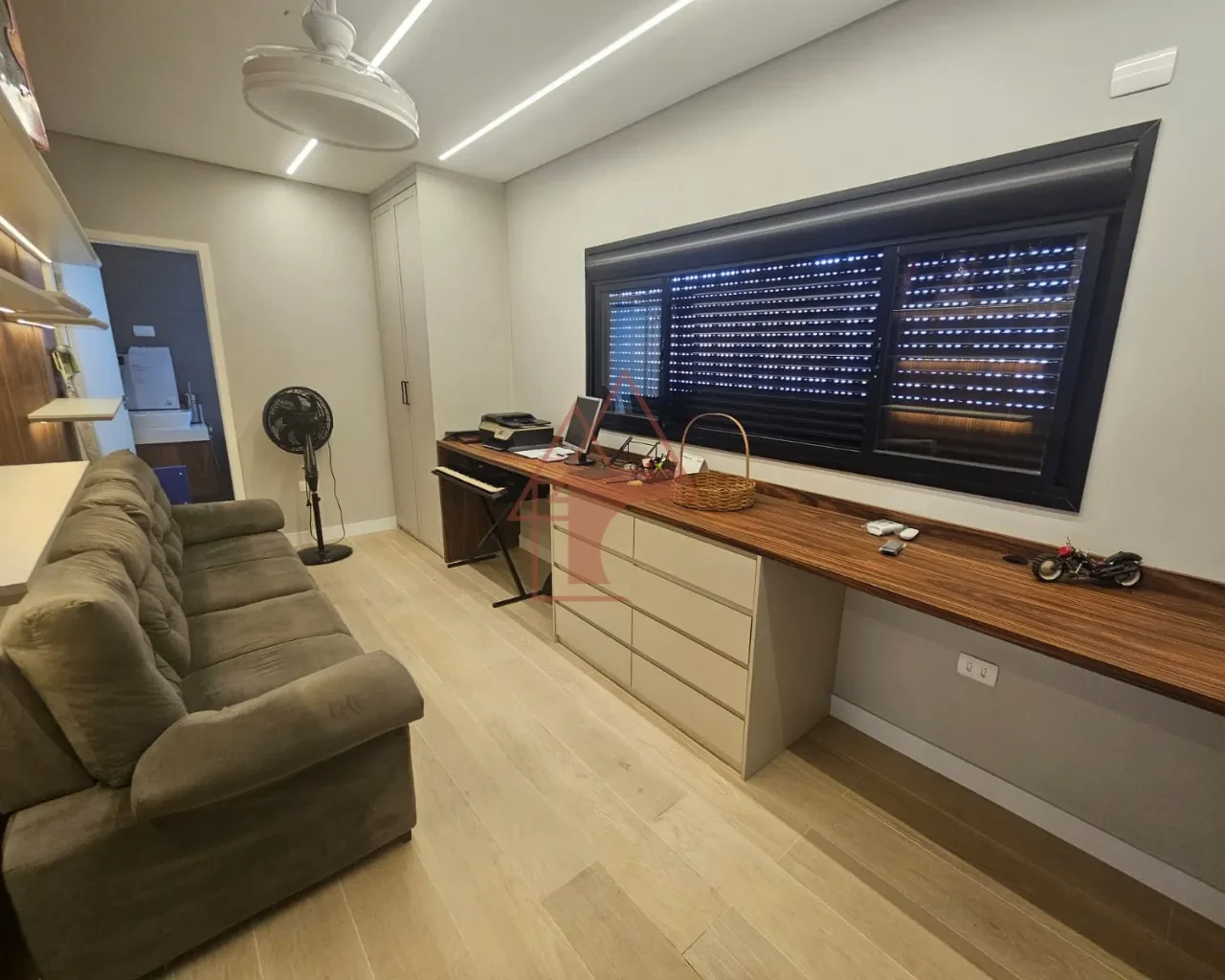 Imagem Sobrado com 5 Quartos à Venda, 271 m² em Jardim Casqueiro - Cubatão