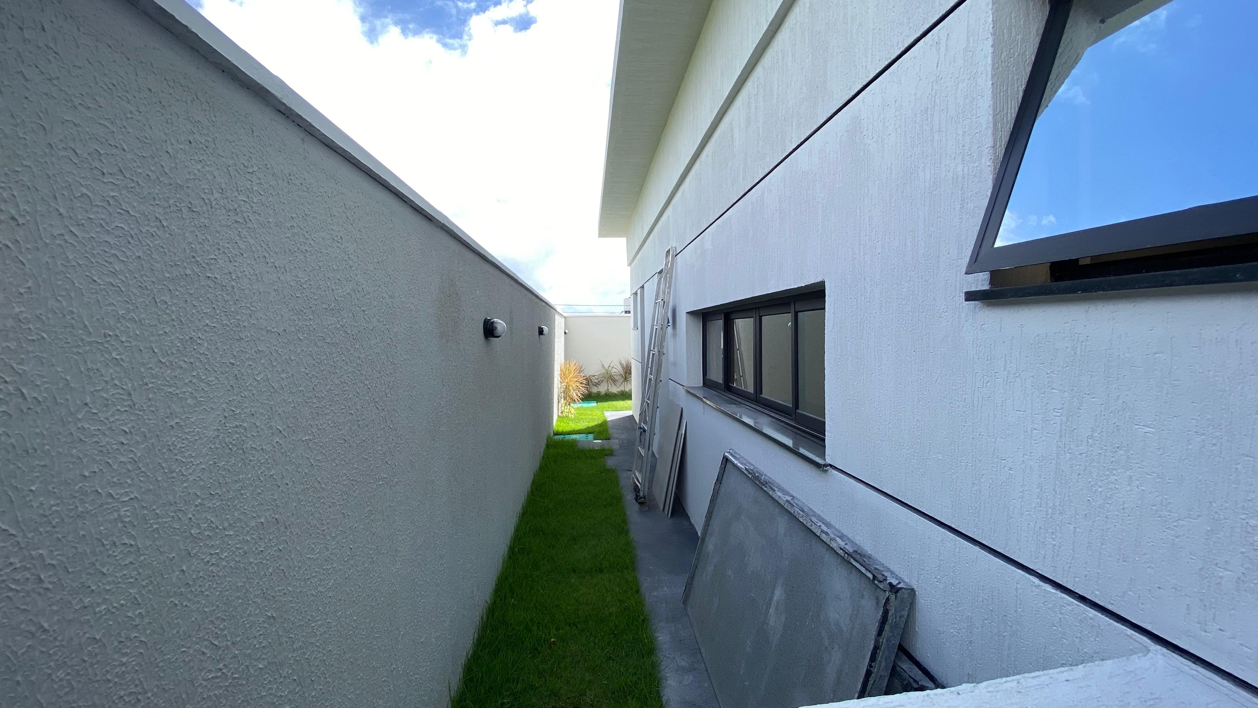 Imagem Casa de Condomínio com 4 Quartos à Venda, 241 m² em Cidade Alpha - Eusébio