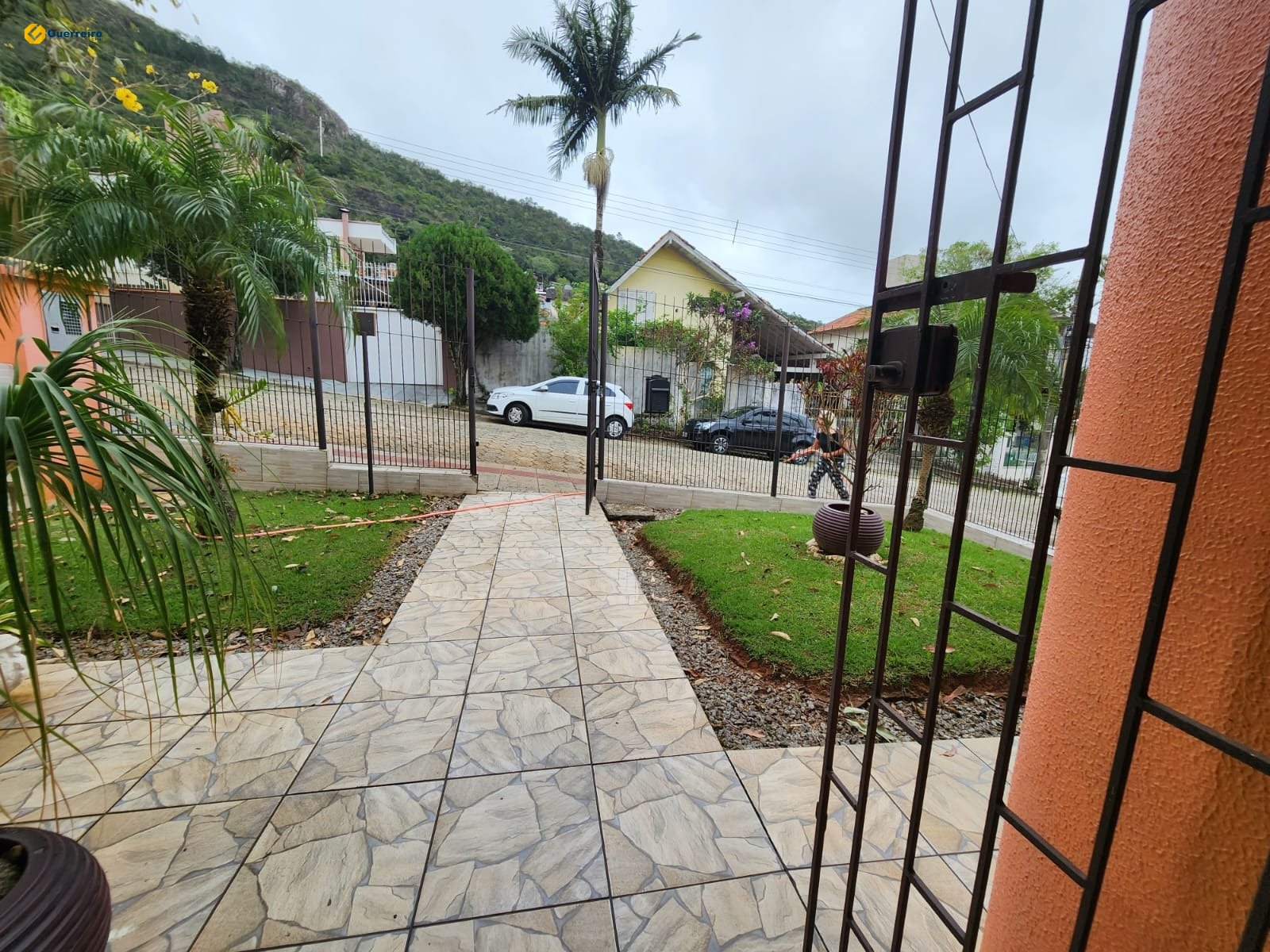 Foto do imóvel: Casa com 3 Quartos à Venda, 190 m² em Trindade - Florianópolis