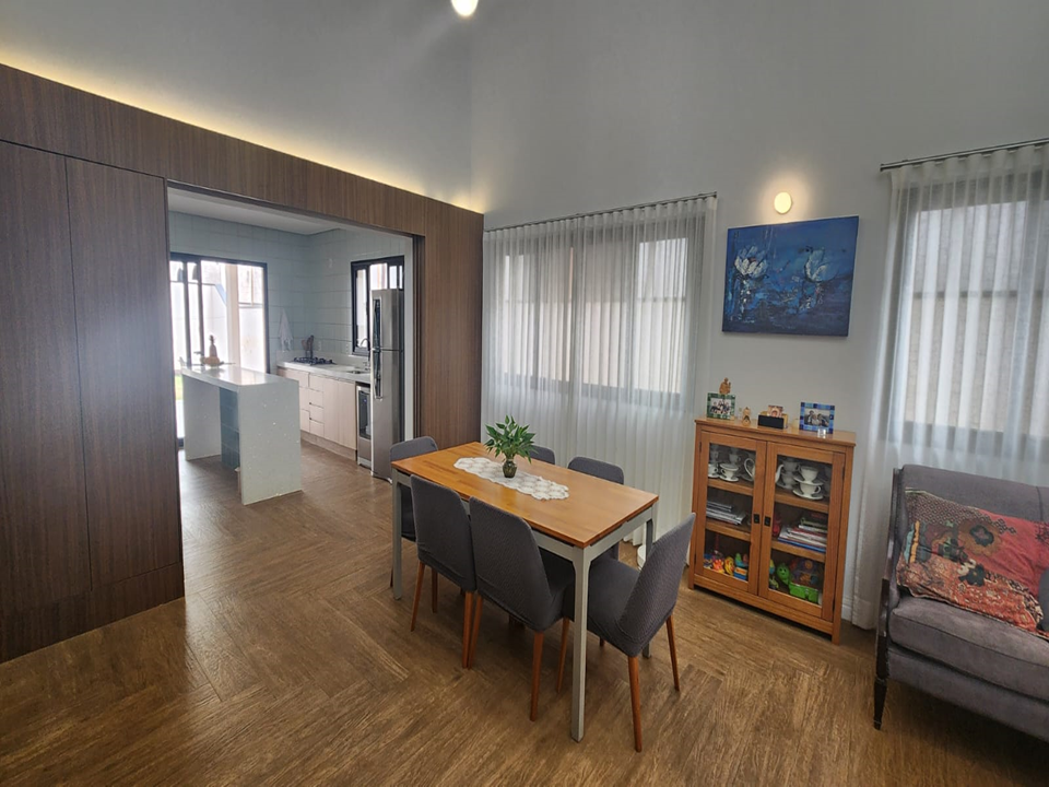 Imagem Casa de Condomínio com 4 Quartos à Venda, 252 m²em Jardim Novo Mundo - Jundiaí