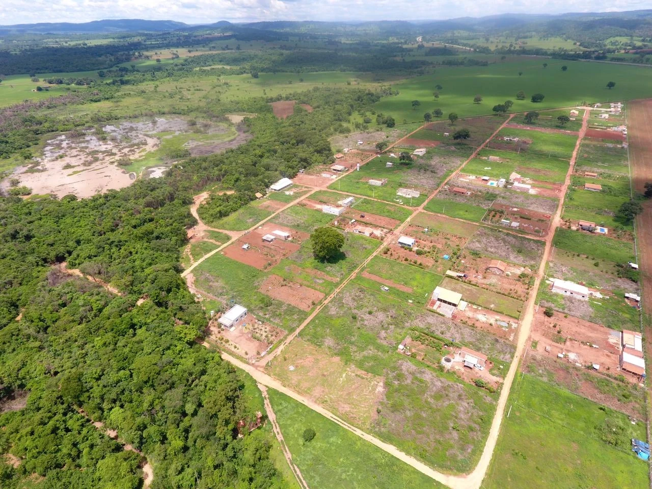 Imagem Terreno em Condomínio à Venda, 1000 m² em Varjão - Varjão
