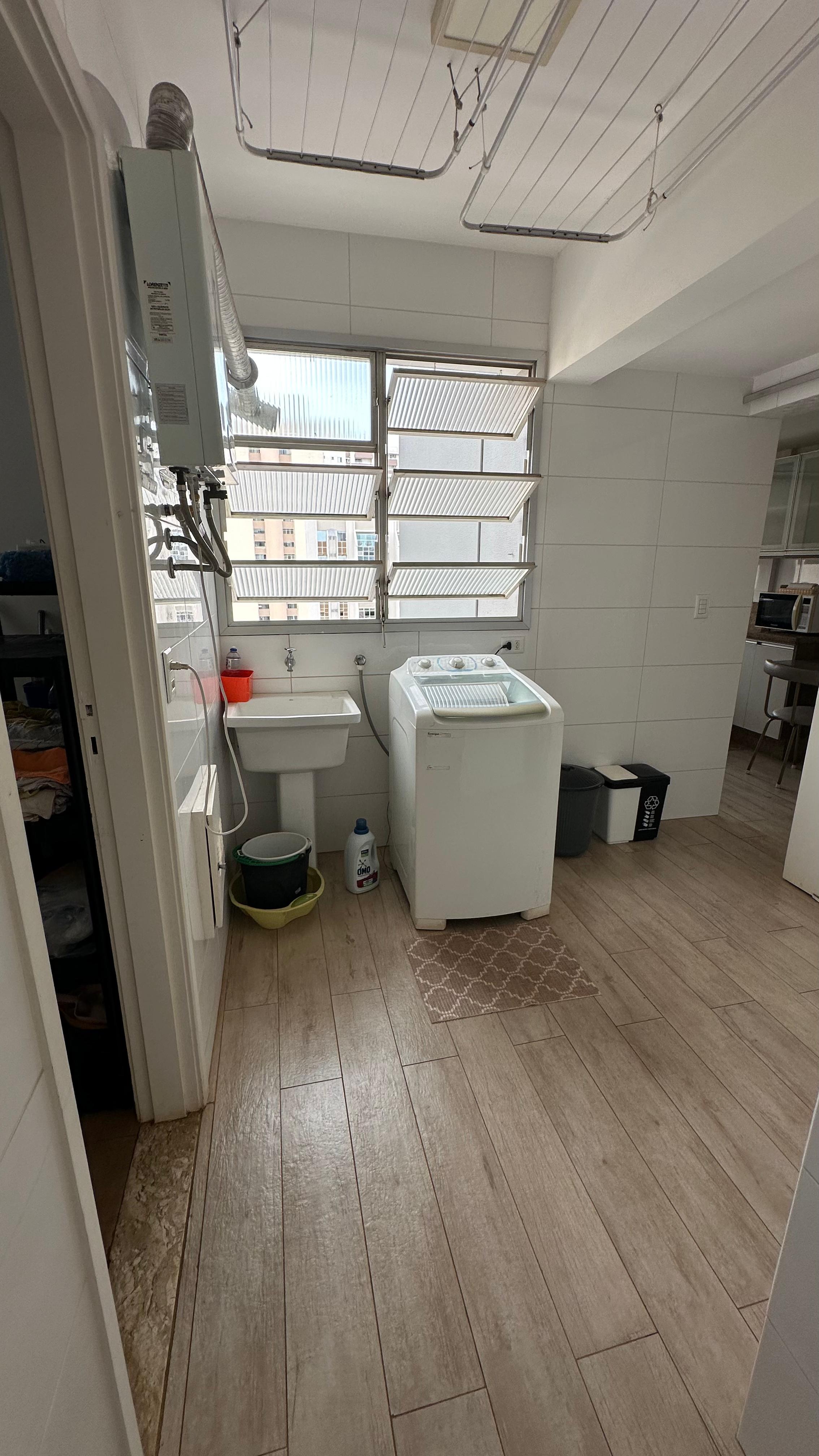 Imagem Apartamento com 3 Quartos à Venda, 131 m²em Centro - Londrina
