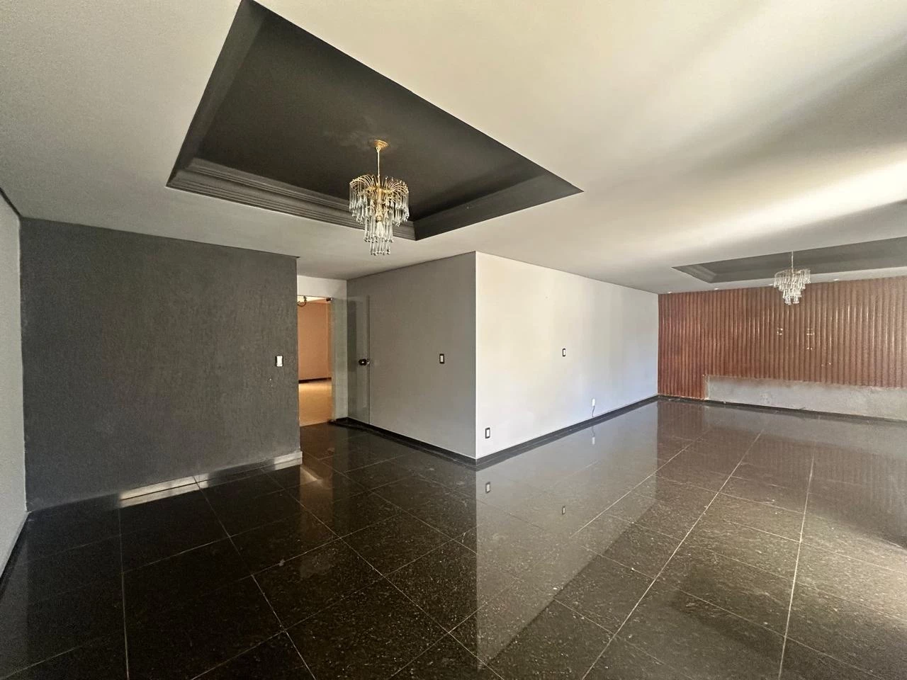 Imagem Sobrado com 6 Quartos à Venda, 411 m² em Setor Jaó - Goiânia Imagem Sobrado com 6 Quartos à Venda, 411 m² em Setor Jaó - Goiânia