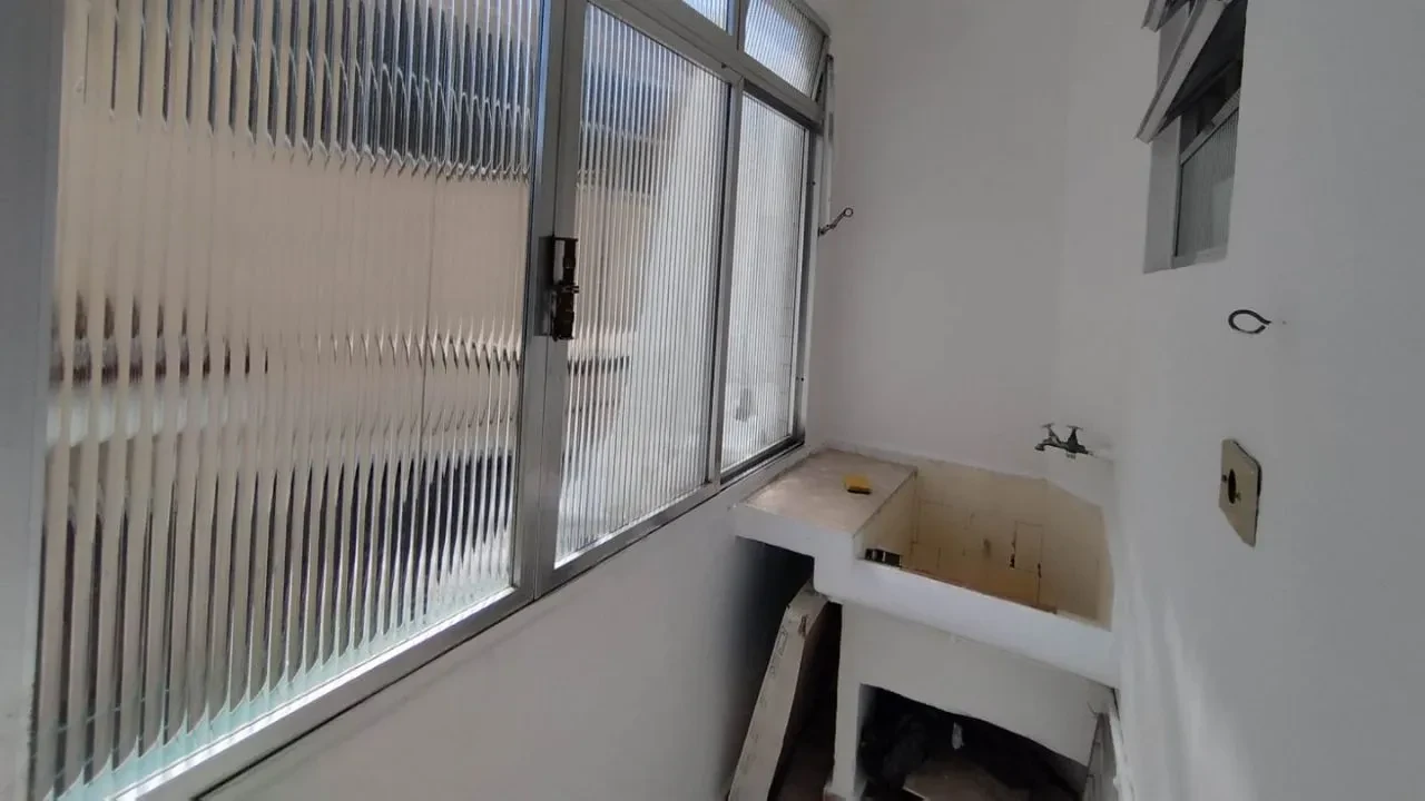 Imagem Apartamento com 2 Quartos à Venda, 69 m² em Embaré - Santos