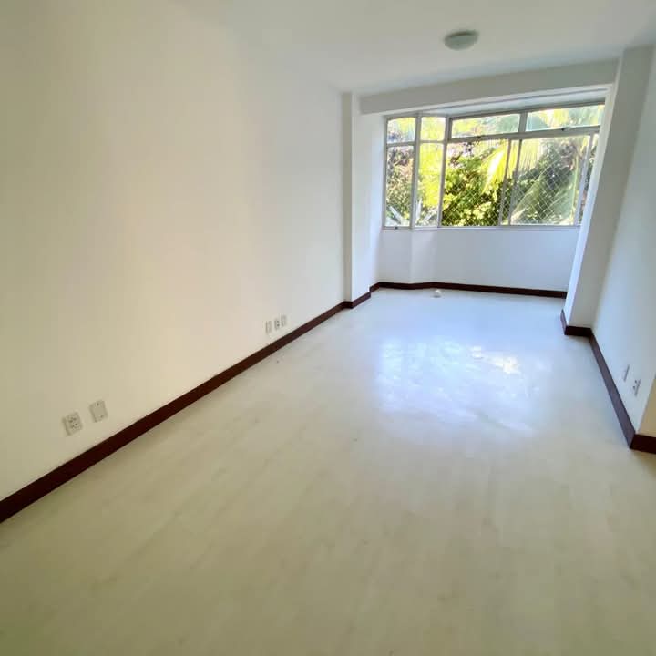 Imagem Apartamento com 3 Quartos à Venda, 95 m² em Imbuí - Salvador
