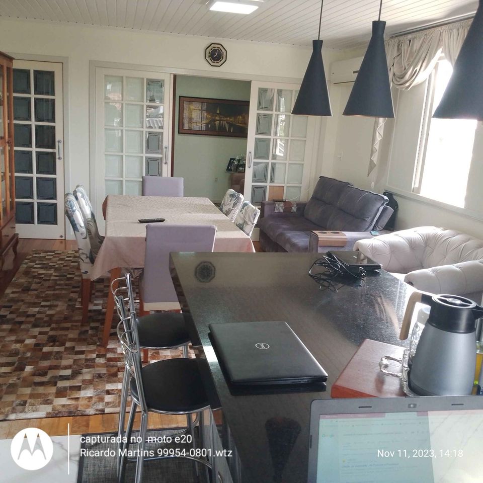 Imagem Casa com 3 Quartos à Venda, 190 m²em Jardim Angélica - Criciúma