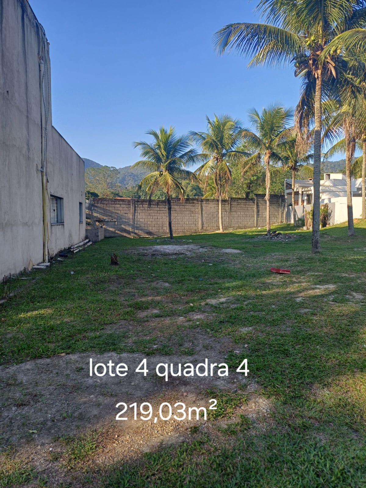 Foto do imóvel: Terreno em Condomínio à Venda, 210 m² em Guaratiba - Rio de Janeiro