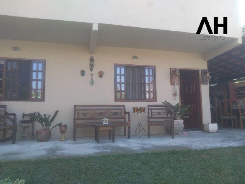 Imagem Casa com 3 Quartos à Venda, 360 m²em Itaipu - Niterói