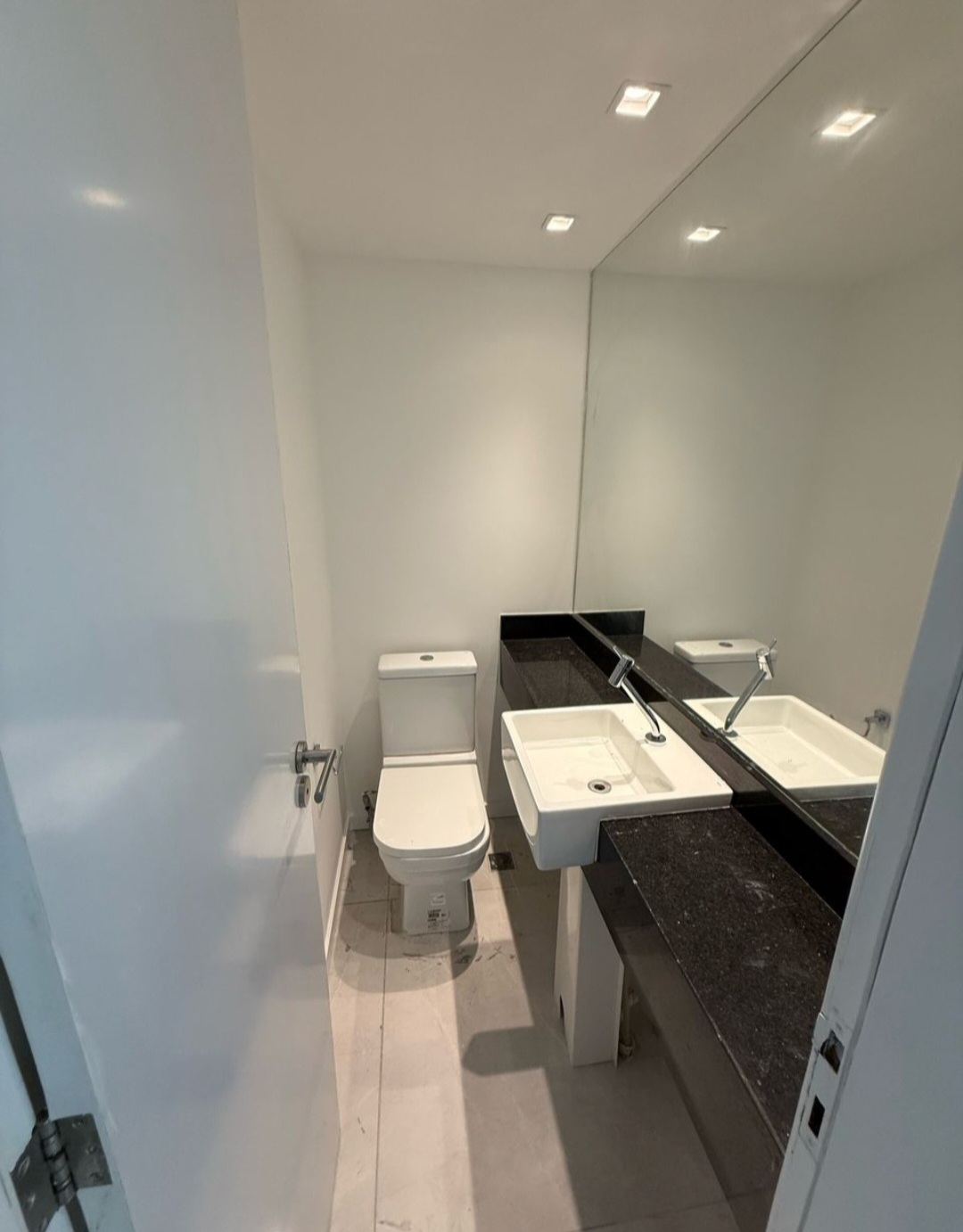 Foto do imóvel: Apartamento com 4 Quartos à Venda ou Locação, 175 m² em Boa Viagem - Recife