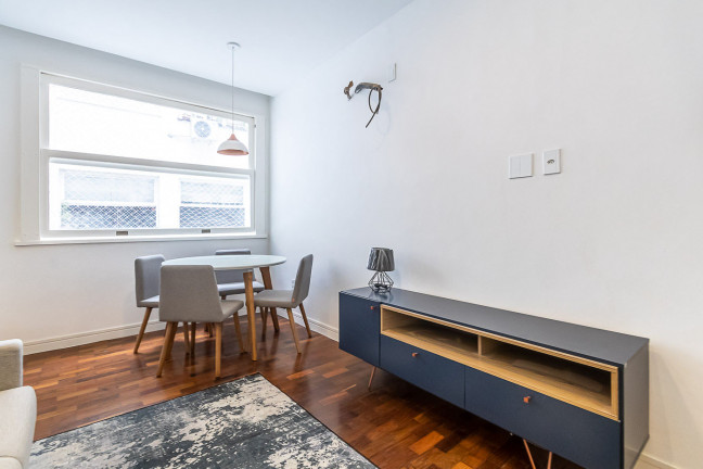 Imagem Apartamento com 2 Quartos à Venda, 80 m² em Copacabana - Rio de Janeiro