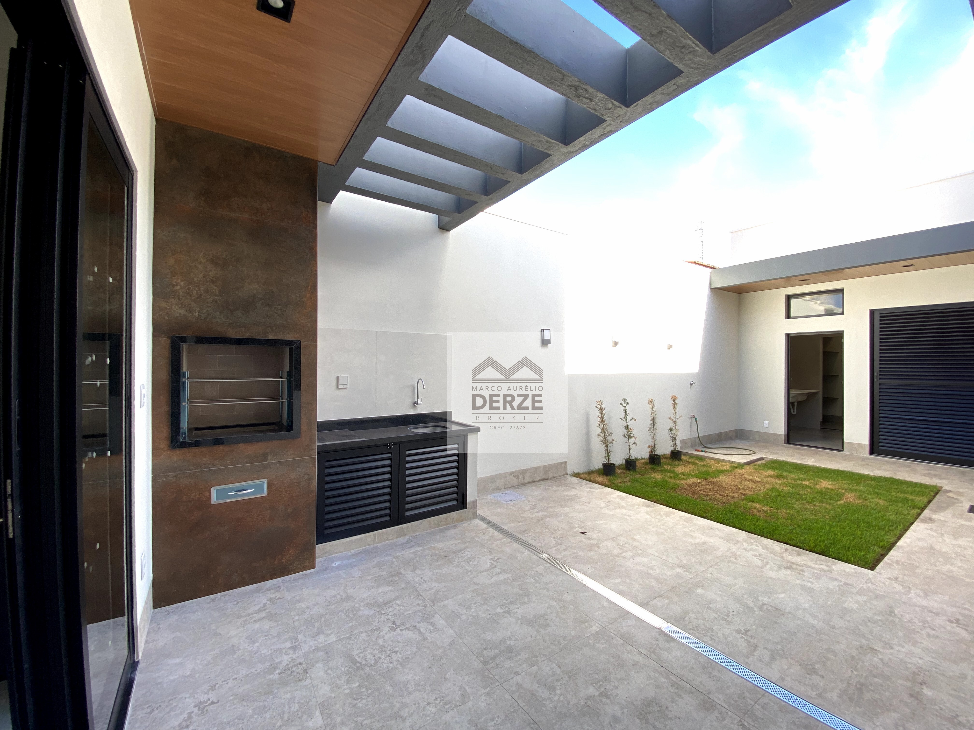 Casa com 3 Quartos à Venda, 210 m² em Vigilato Pereira - Uberlândia