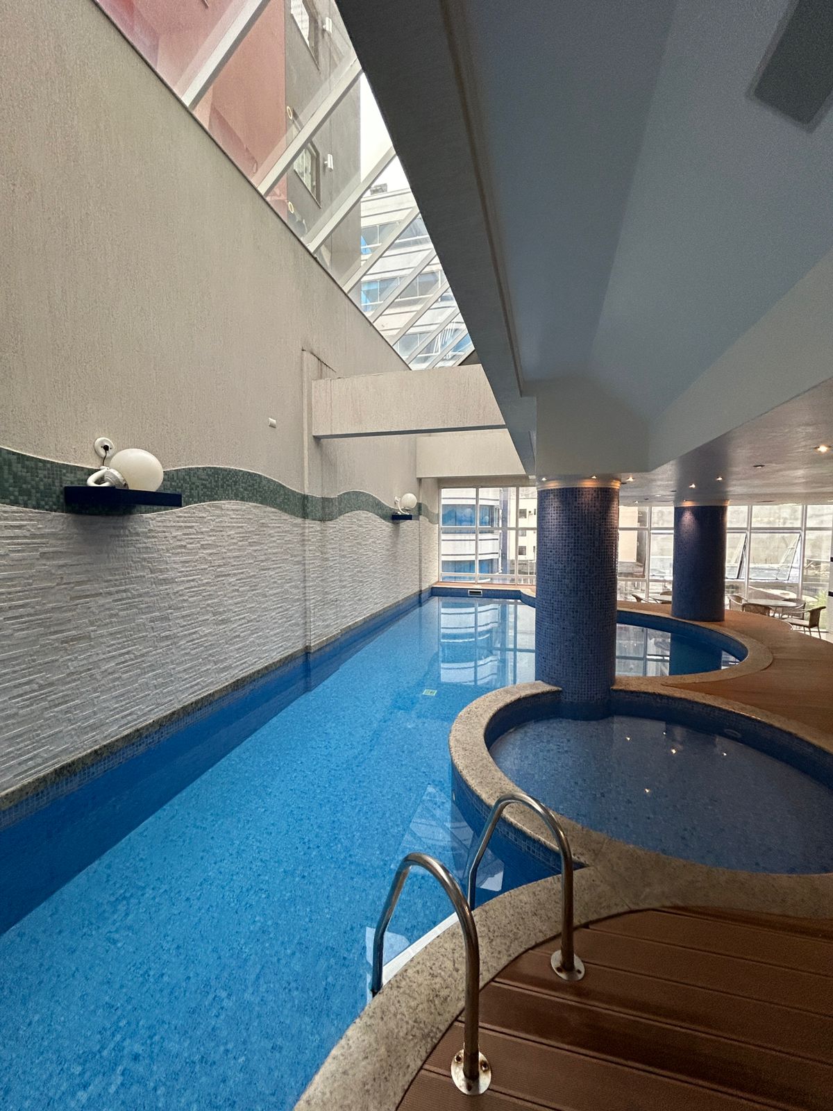Imagem Apartamento à Venda, 160 m²em Meia Praia - Itapema