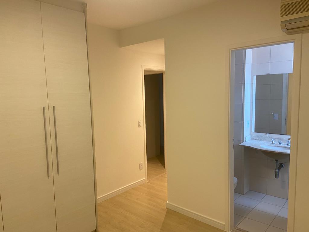 Imagem Apartamento com 3 Quartos para Alugar, 165 m²em Alphaville Centro Industrial e Empresarial/Alphaville. - Barueri