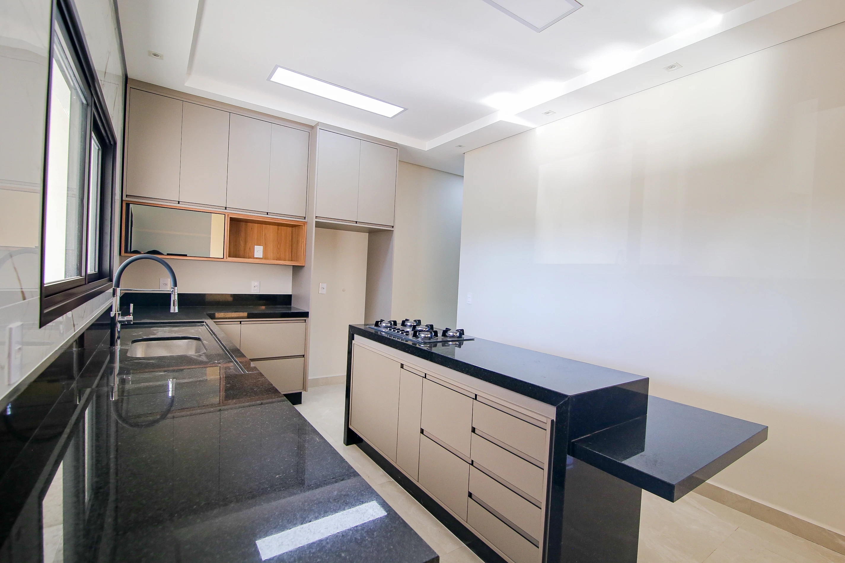 Foto do imóvel: Casa com 3 Quartos à Venda, 205 m² em Residencial Evidências - Indaiatuba