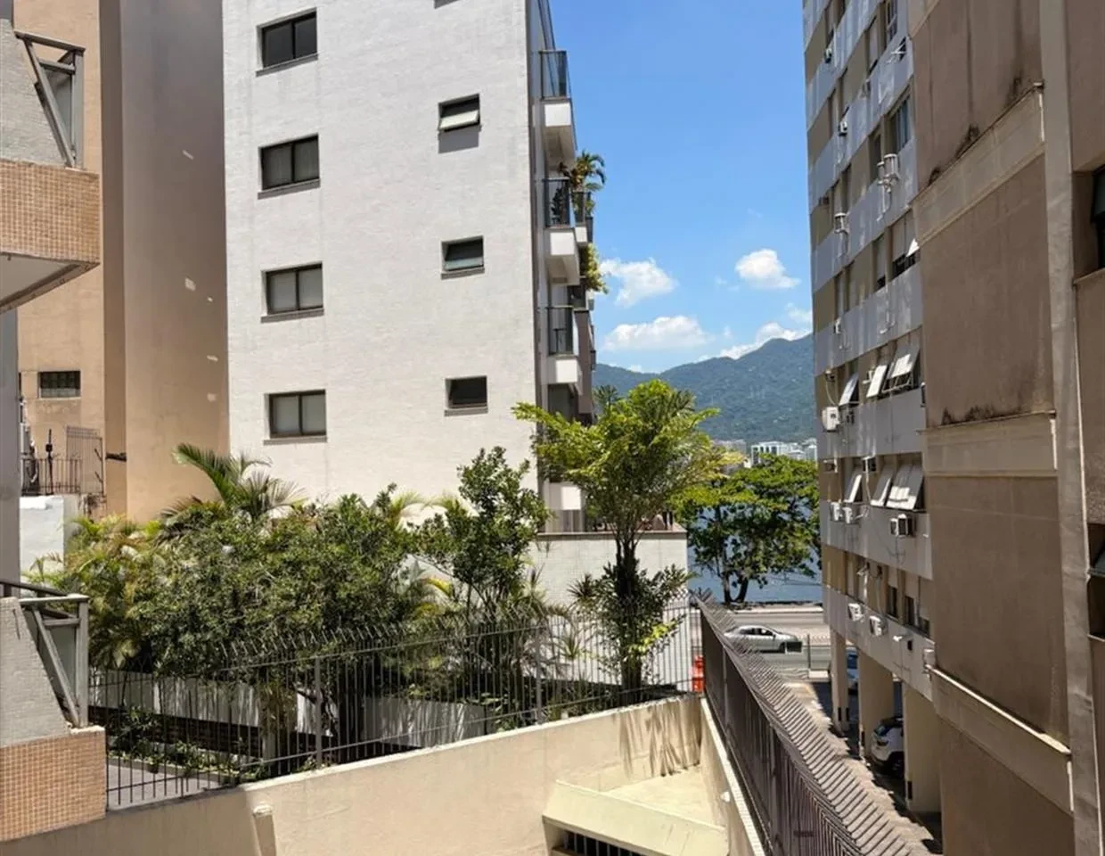 Imagem Apartamento com 3 Quartos à Venda, 103 metros em Lagoa - Rio de Janeiro