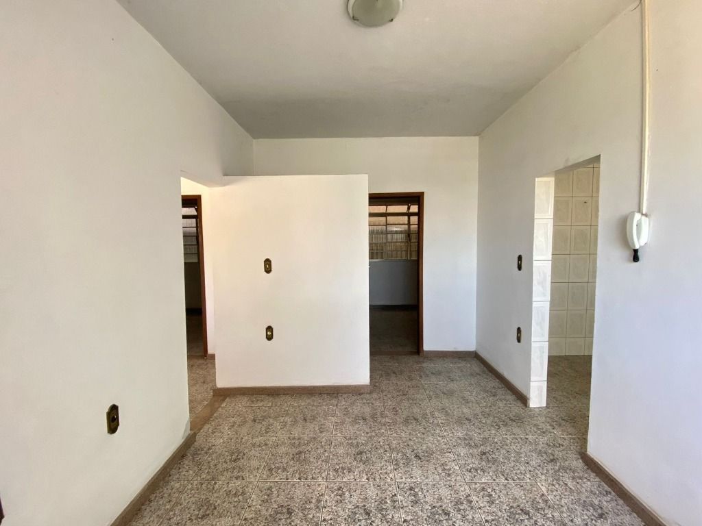 Foto do imóvel: Casa com 2 Quartos à Venda, 110 m² em Planalto - Belo Horizonte