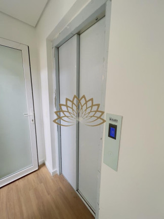 Imagem Casa de Condomínio com 3 Quartos à Venda, 404 m²em Jardim Sílvia (Zona Oeste) - São Paulo