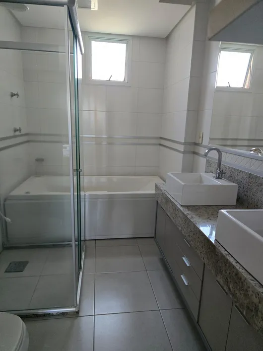 Imagem Apartamento com 3 Quartos à Venda, 200 m²em Umarizal - Belém